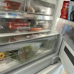 Hogyan szervezzük a hűtőszekrényt zónák szerint: egy rendszer, amely ételt és idegeket takarít meg hogyan-szervezzuk-a-hutoszekrenyt-zonak-szerint-egy-rendszer-amely-etelt.jpg